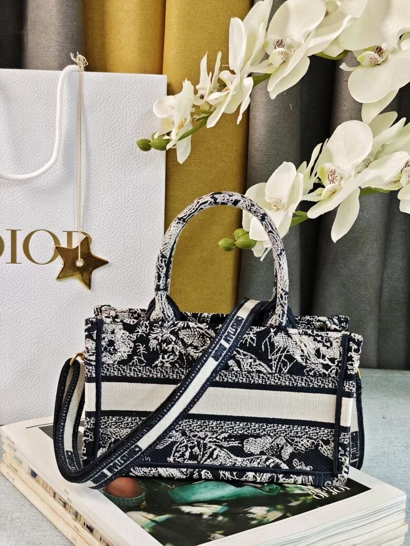 Christian Dior Shopping Bags